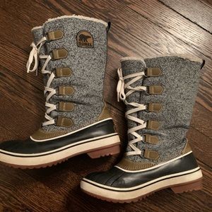 Sorel Waterproof Winter Boots, Size 6